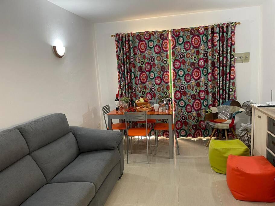 Puskas Apartman Costa De Antigua Esterno foto