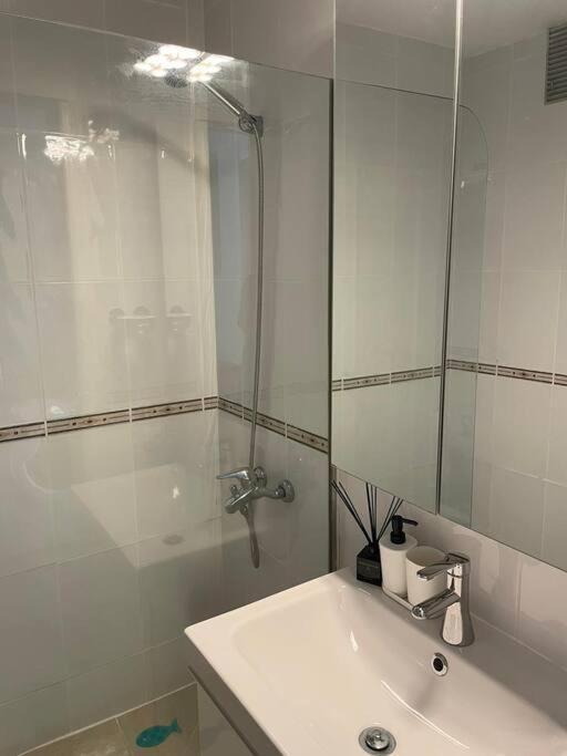 Puskas Apartman Costa De Antigua Esterno foto