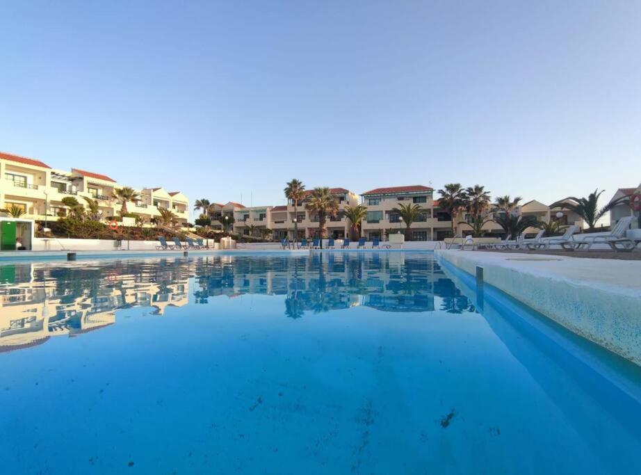 Puskas Apartman Costa De Antigua Esterno foto